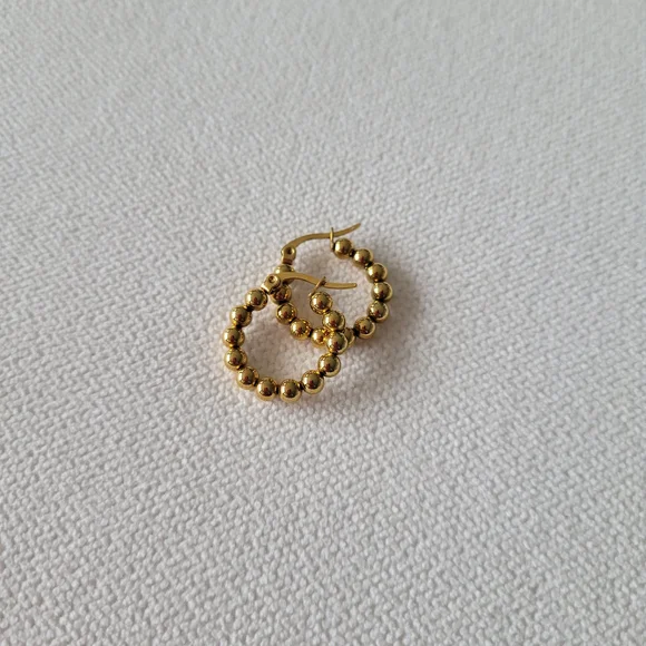 NA NIN Classic Gold Plated Ball Non-Tarnish Hoop Earrings - Picture 5 of 8